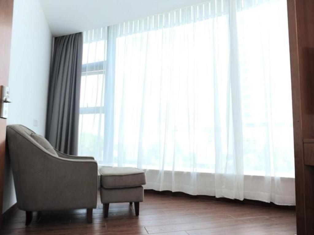 Vatica Jiading District Anting Metro Station Moyu Road Hotel