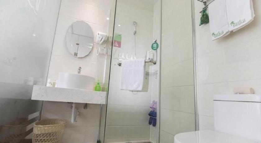 Vatica Jiading District Anting Metro Station Moyu Road 3* Shanghai
