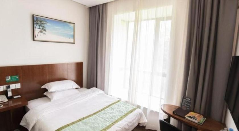 Hotel Vatica Jiading District Anting Metro Station Moyu Road 3*