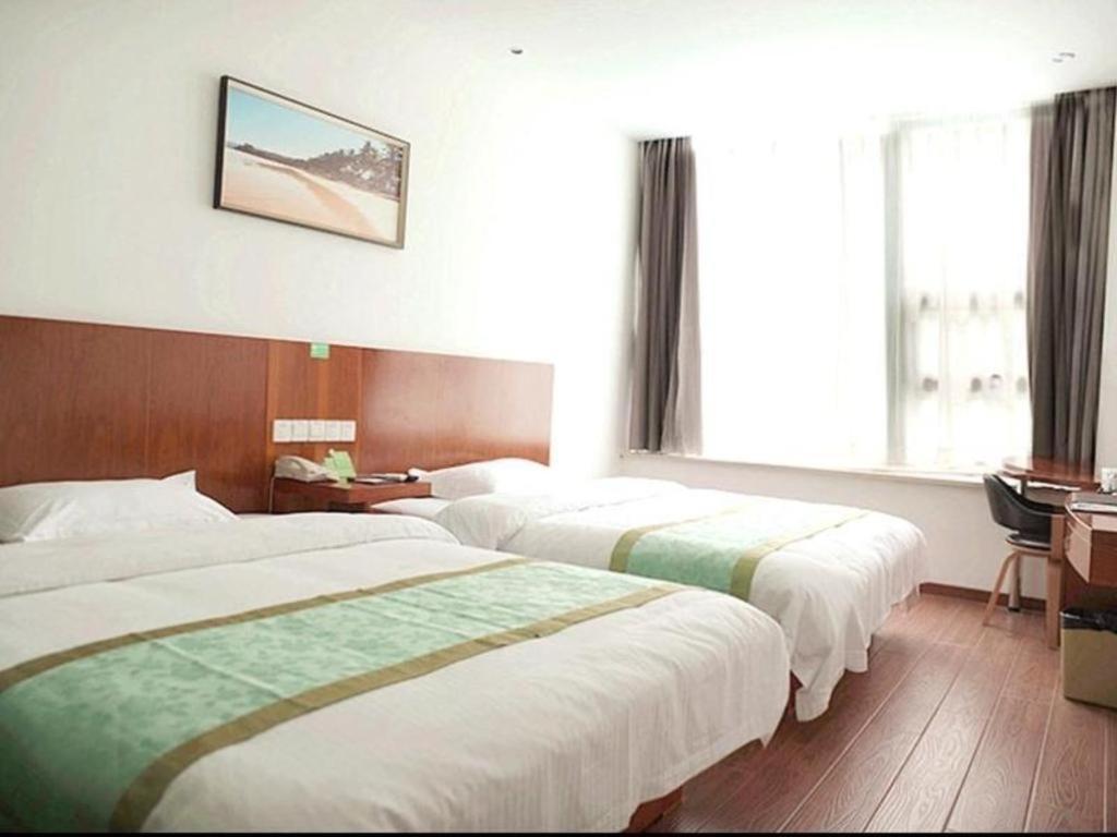 Vatica Jiading District Anting Metro Station Moyu Road Hotel