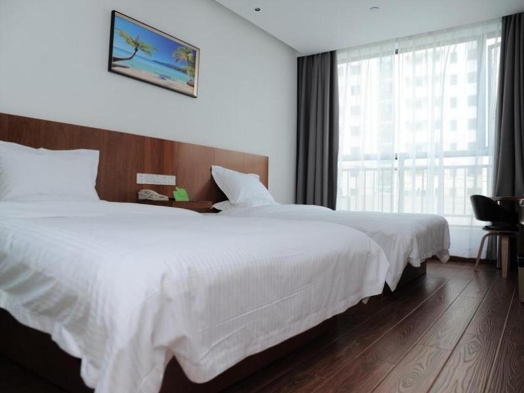 Vatica Jiading District Anting Metro Station Moyu Road Hotel