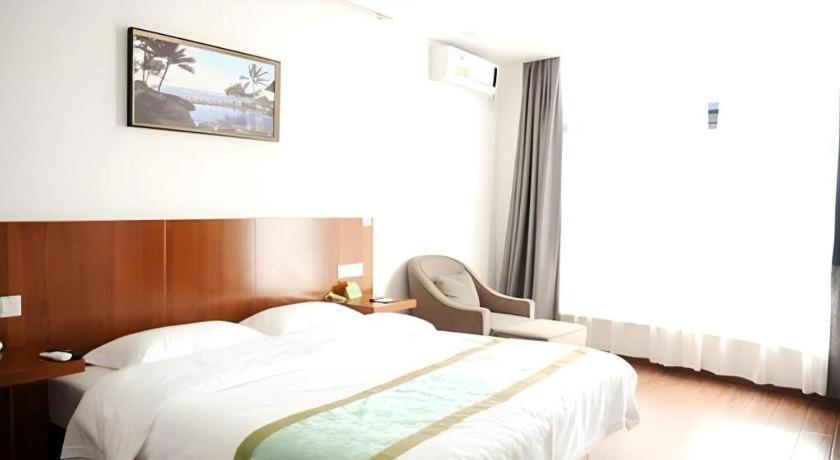 Vatica Jiading District Anting Metro Station Moyu Road 3*