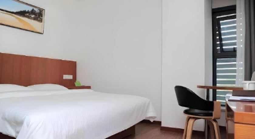 Hotel Vatica Jiading District Anting Metro Station Moyu Road