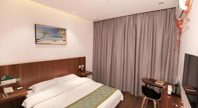 Vatica Jiading District Anting Metro Station Moyu Road 3* Shanghai